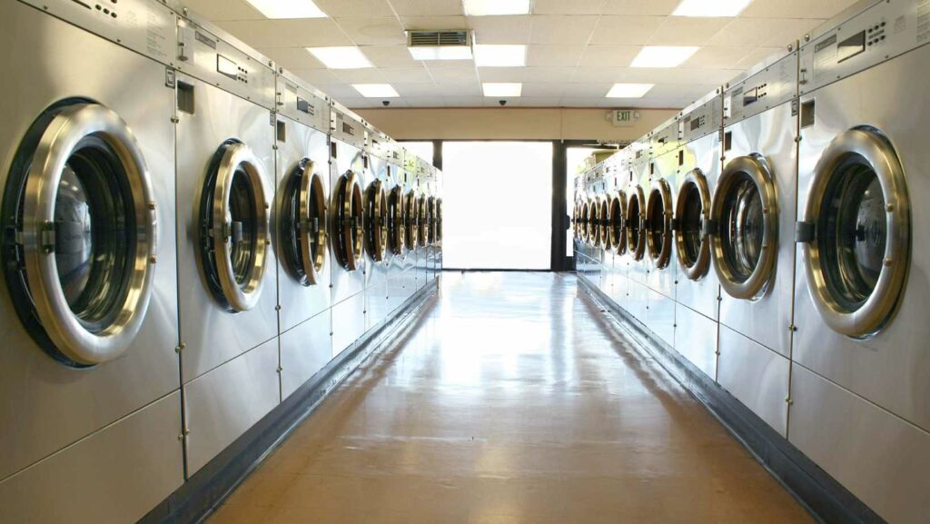 how to invest in laundromat